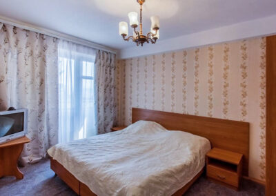 2 местный 2 комнатный номер 1 категории корпус 3 в санатории Лермонтова Пятигорск - фотография