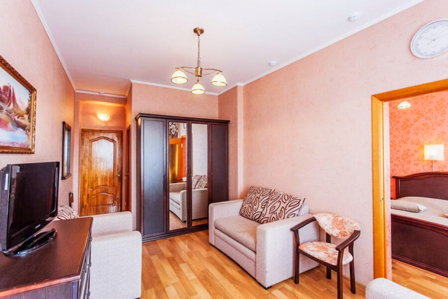 Люкс в 4 корпусе в санатории Лермонтова Пятигорск - фотография