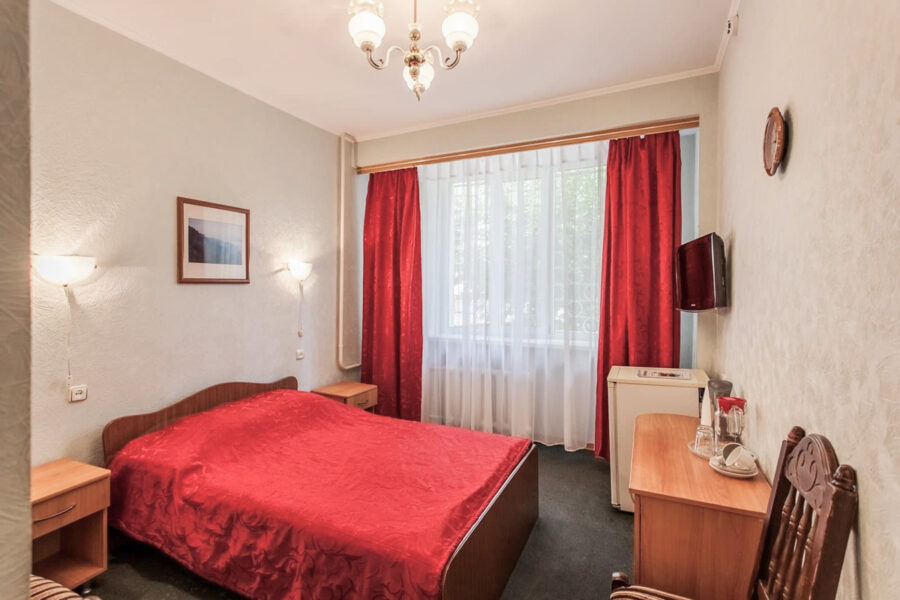 1 местный номер 2 категории в санатории Лермонтова Пятигорск - фотография