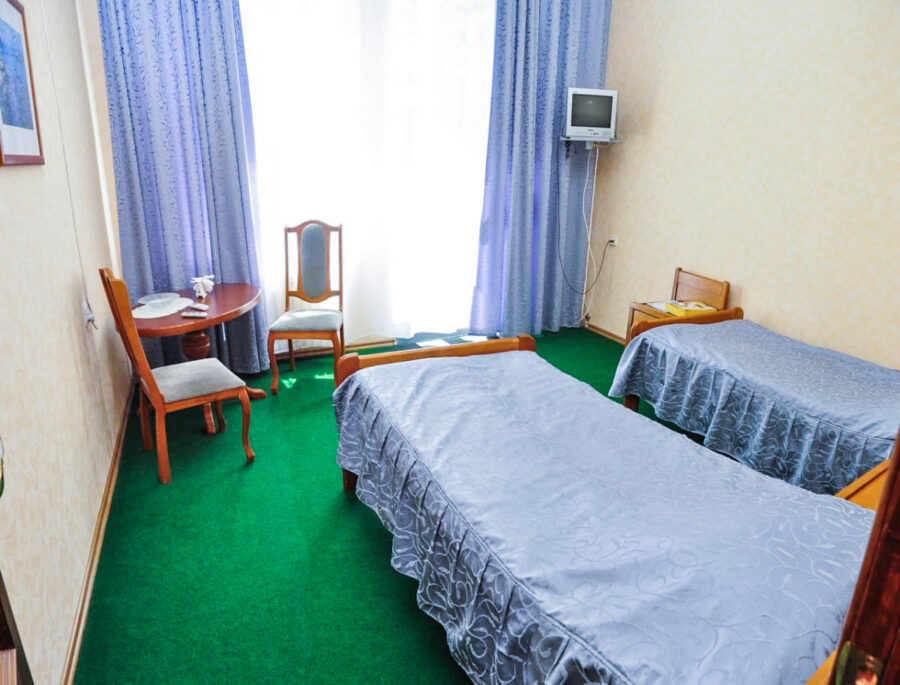 2 местный номер 1 категории в 5 корпусе в санатории Лермонтова Пятигорск - фотография