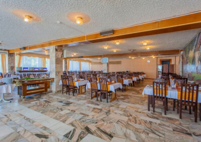 Обеденный зал в санатории Лермонтова Пятигорск - фотография