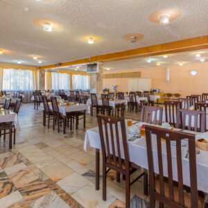 Обеденный зал в санатории Лермонтова Пятигорск - фотография