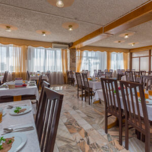 Обеденный зал в санатории Лермонтова Пятигорск - фотография