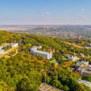 Вид на 1 корпус санатория Лермонтова Пятигорск - фотография