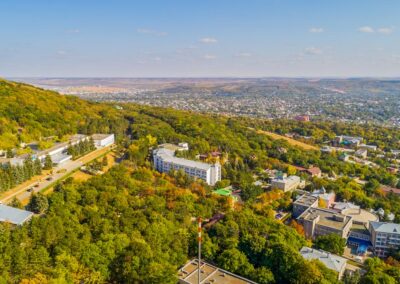 Вид на 1 корпус санатория Лермонтова Пятигорск - фотография