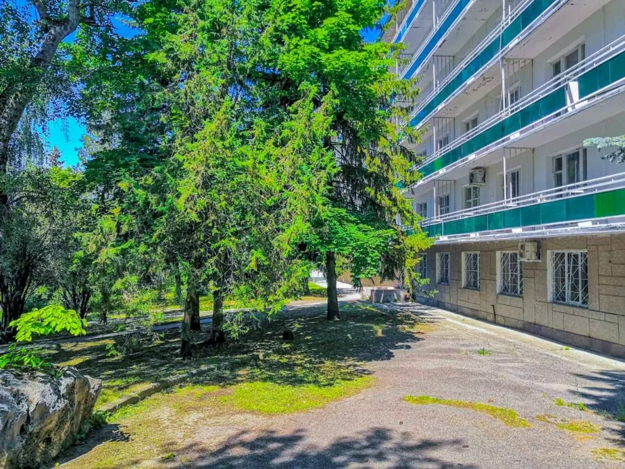 Задняя сторона 4 корпуса санатория Лермонтова Пятигорск - фотография