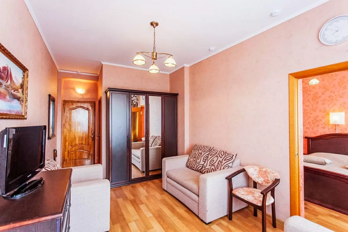 Люкс в 4 корпусе в санатории Лермонтова Пятигорск - фотография