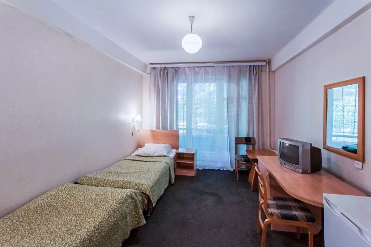 2 местный номер 3 категории в санатории «им. Лермонтова» в г. Пятигорске - фотография