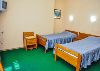 2 местный номер 1 категории в 5 корпусе в санатории Лермонтова Пятигорск - фотография