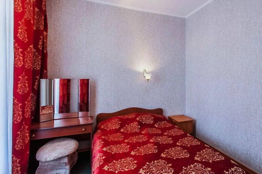 2 местный 2 комнатный номер 1 категории корпус 1 в санатории Лермонтова Пятигорск - фотография