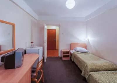 2 местный номер 3 категории в санатории «им. Лермонтова» в г. Пятигорске - фотография