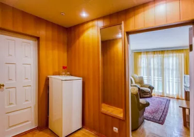 Люкс 2 местный 2 комнатный корпус 3 в санатории Лермонтова Пятигорск - фотография