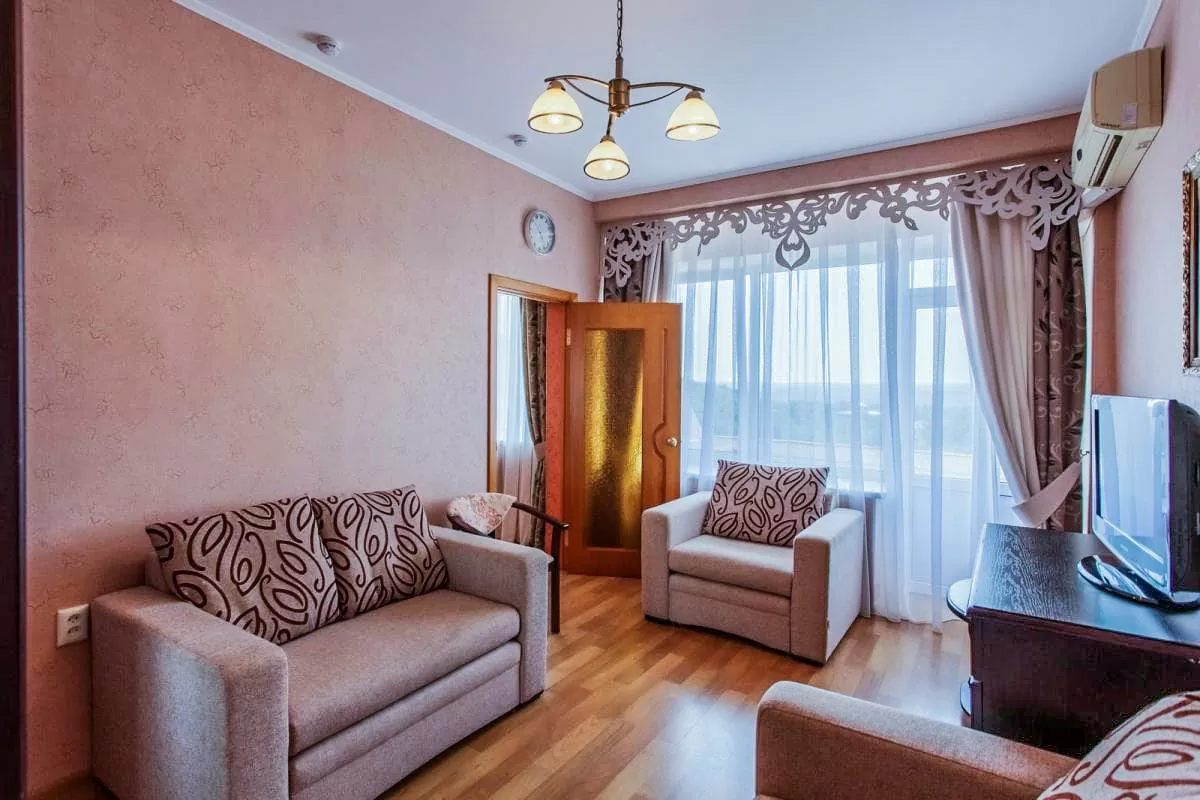 Люкс в 4 корпусе в санатории Лермонтова Пятигорск - фотография